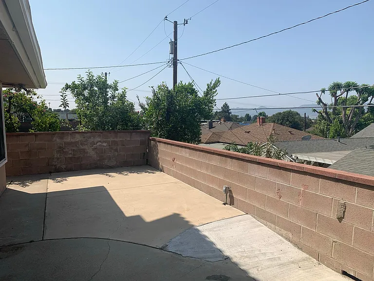 2023 Karen St — Photo 49