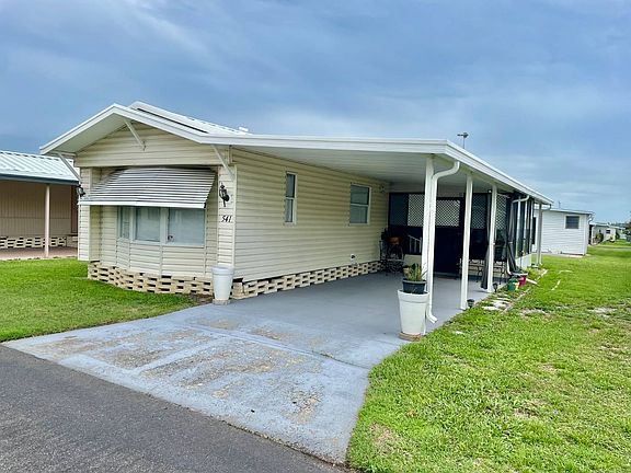 4th image of 541 Lake Henry Dr #541