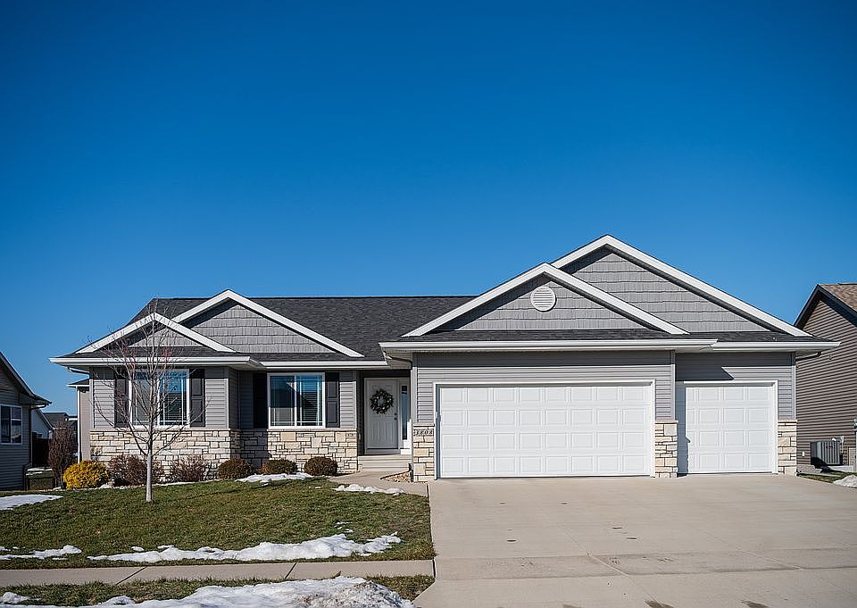 Street View | Front of House