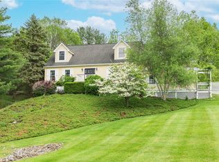 16 Charlotte Dr, Lagrangeville, NY 12540