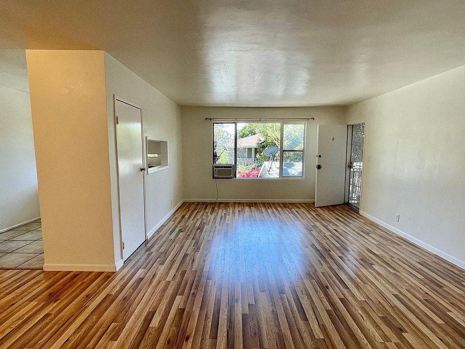 Living Room Looking South
