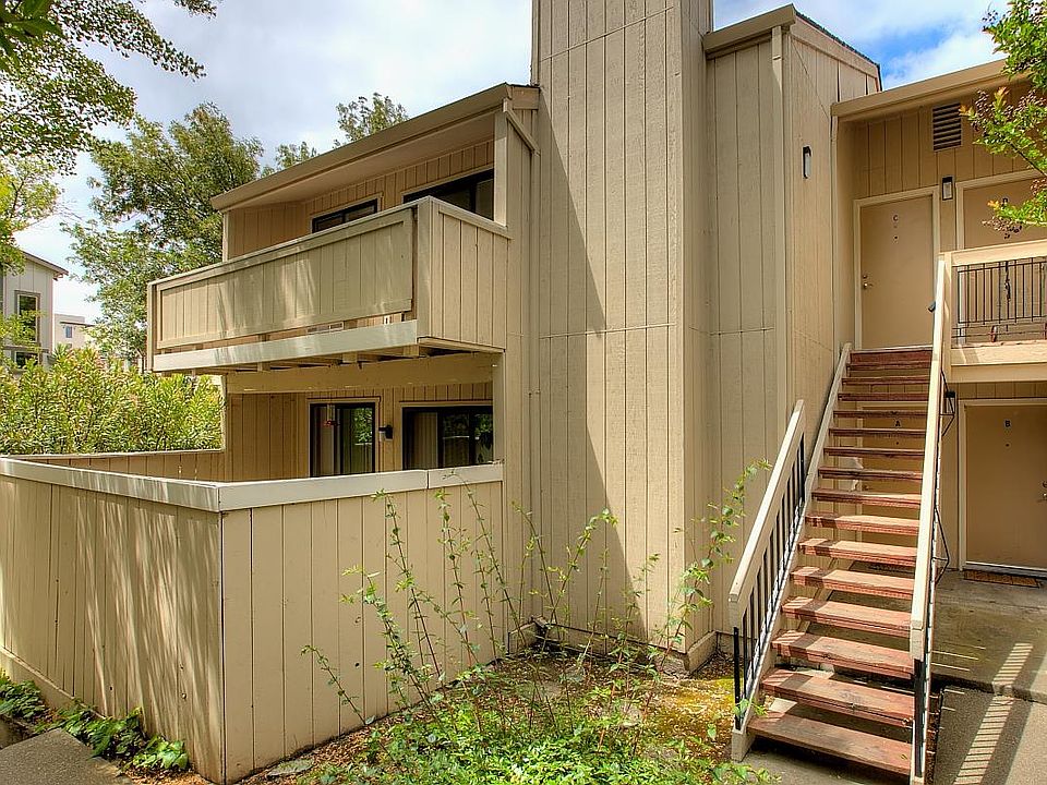 1st image of 936 Kiely Blvd Unit C