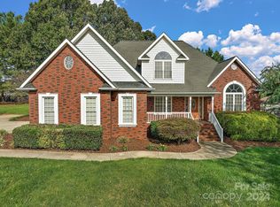 2488 Birdie Ln NE, Conover, NC 28613