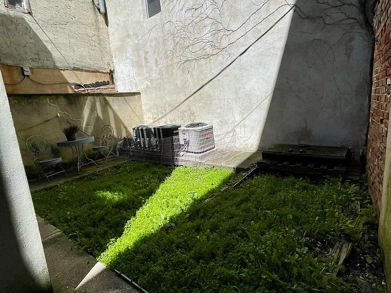 Catharine St — Photo 11