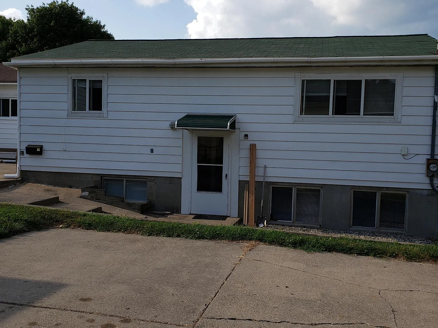 616 Stoddard Ave — Photo 1