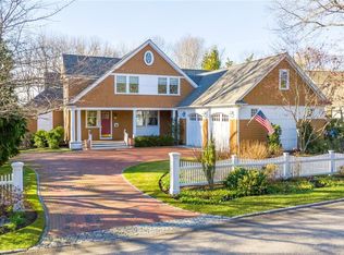 55 Lands End Dr, North Kingstown, RI 02852