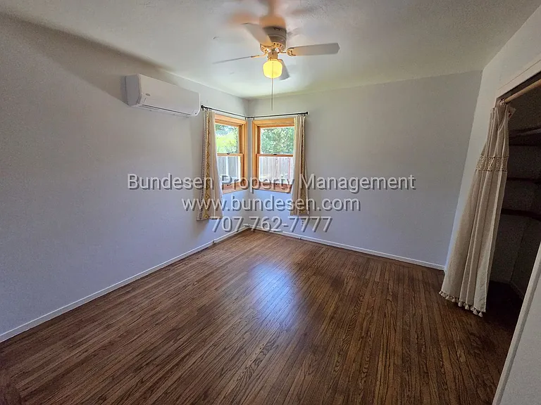 3200 Spring Creek Dr — Photo 15