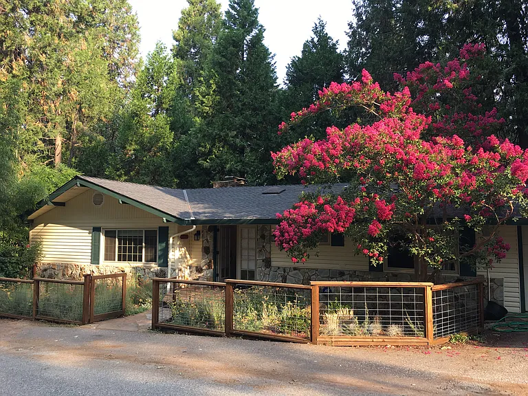 Main house - note separate entrance on the right with own driveway not shown