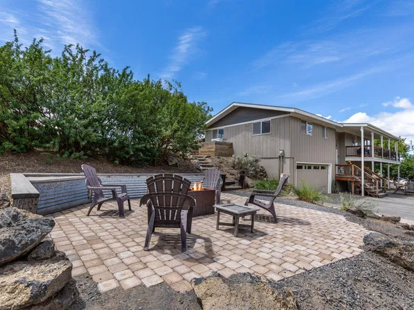 1561 NE Hilltop Ln, Madras, OR 97741