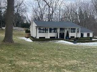 3747 Franklin Rd, Bloomfield Hills, MI 48302