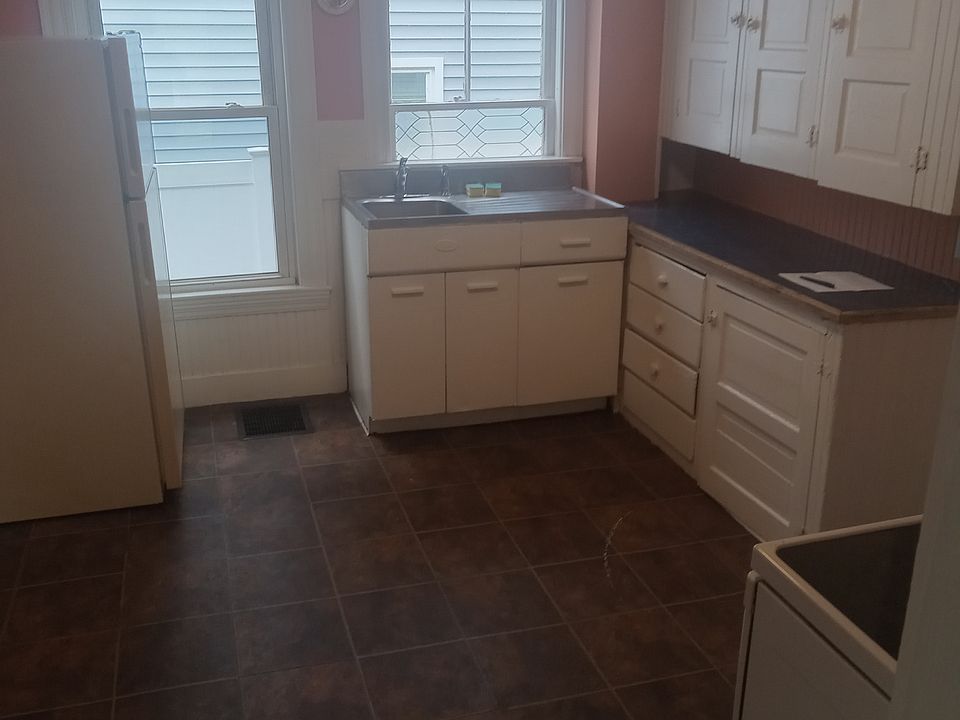 1st image of 41 Union St #1