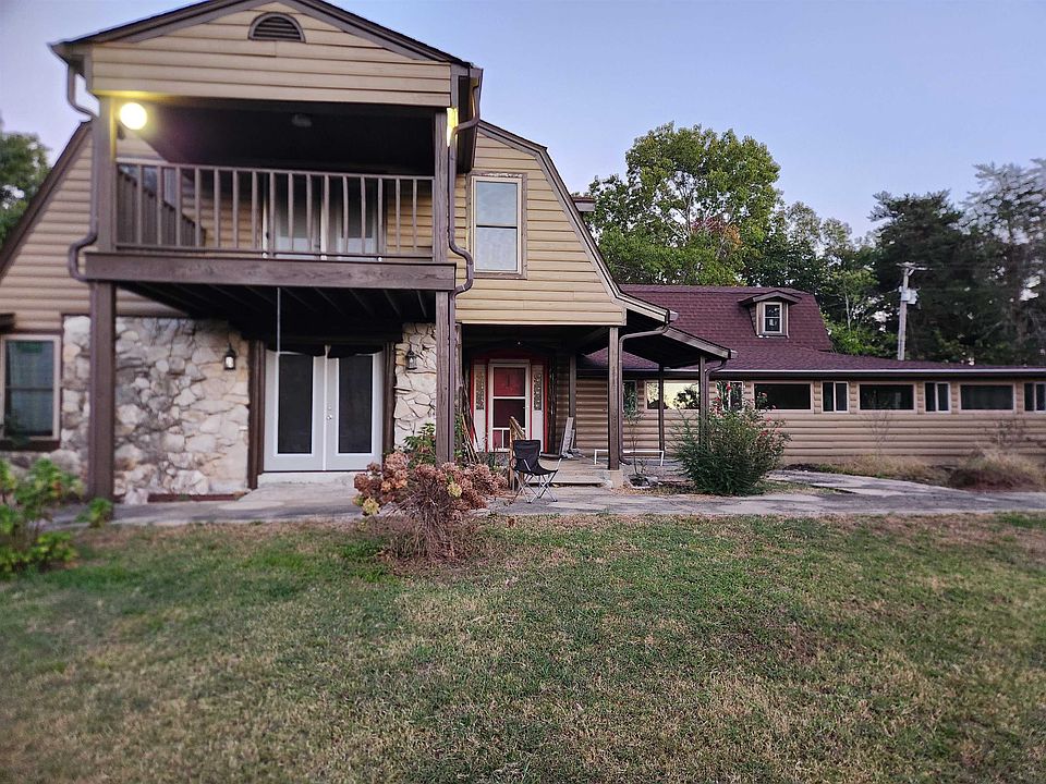 1st image of 1396 Rail Splitter Rd