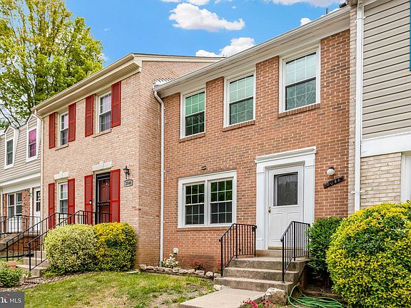 2nd image of 2044 Mayflower Dr