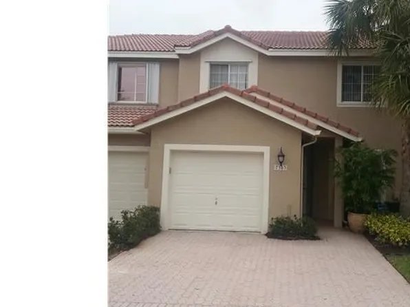 7303 NW 61st Ter, Pompano Beach, FL 33067
