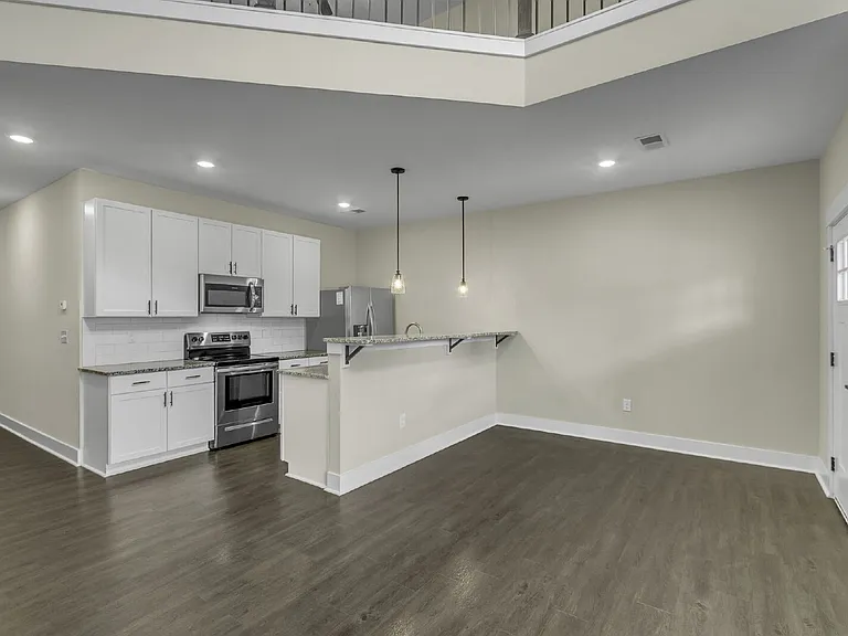 148 Cox St — Photo 2