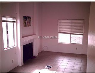 3rd image of 1701 Anzio St