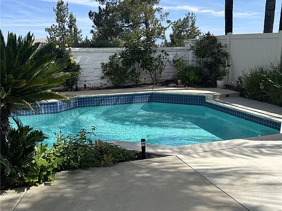5th image of 45233 Camino Monzon