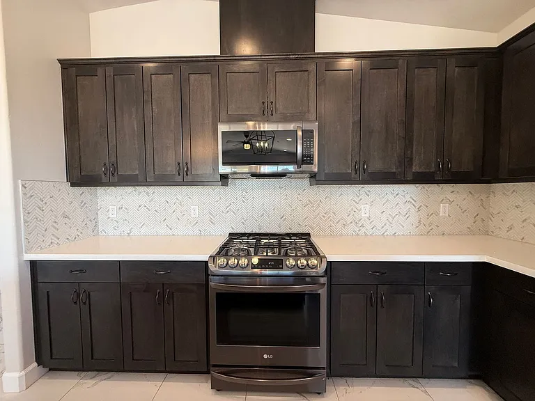1137 Trilogy Cir — Photo 15