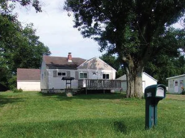 4130 Buchtel Ave NE, Louisville, OH 44641