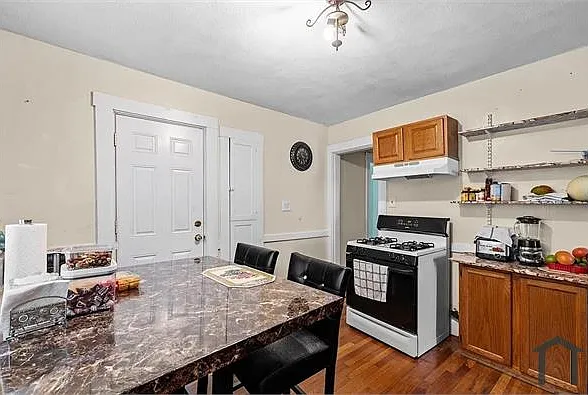 575 Hyde Park Ave #3 — Photo 5