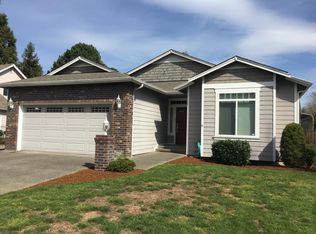 611 2nd St, Steilacoom, WA 98388