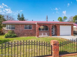 930 Lewis Dr, Daytona Beach, FL 32117