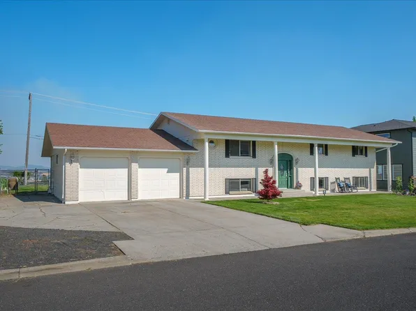 8116 N Panorama Dr, Spokane, WA 99208