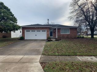 3083 Sawyer Dr, Grove City, OH 43123