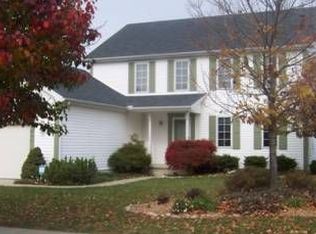 1420 Cardinal Rd, Bowling Green, OH 43402