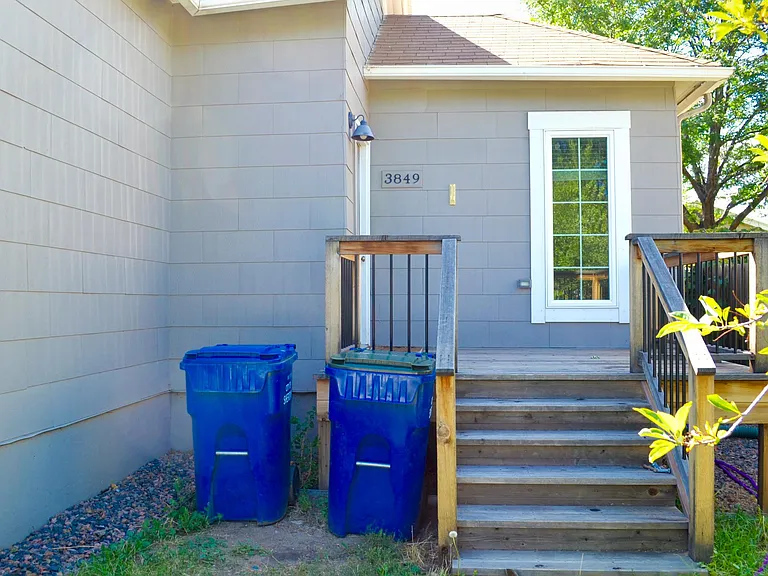 3849 S King St — Photo 17
