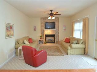 6 N Ridge Ct, Easton, PA 18045