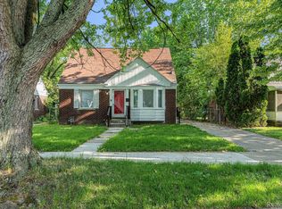 16240 Manning St, Detroit, MI 48205