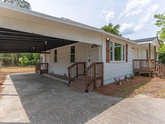 3rd image of 2108 Kennedy Drive