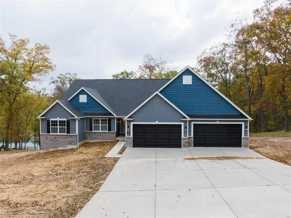 40 Lake Bend Dr, Winfield, MO 63389