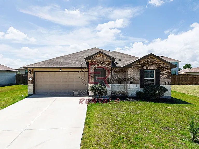 5605 Madelyn Dr — Photo 1