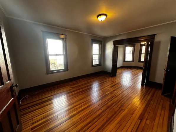 60 McElwain Ave, 60 McElwain Ave Floor 1, Cohoes, NY 12047