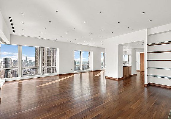 5th image of 400 5th Ave Penthouse 1S