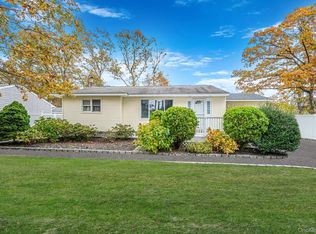 307 Jefferson Drive, Mastic Beach, NY 11951