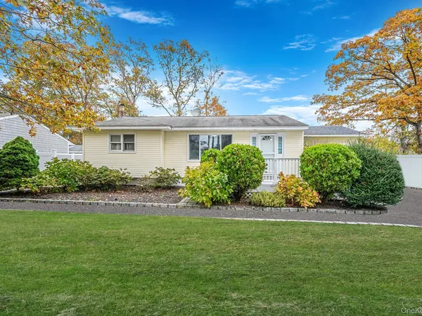307 Jefferson Drive, Mastic Beach, NY 11951