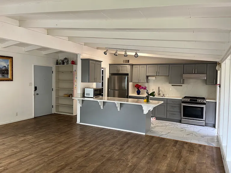1181 Bacon Way — Photo 8