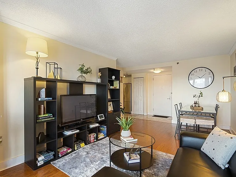 15 N Beacon St #428 — Photo 8