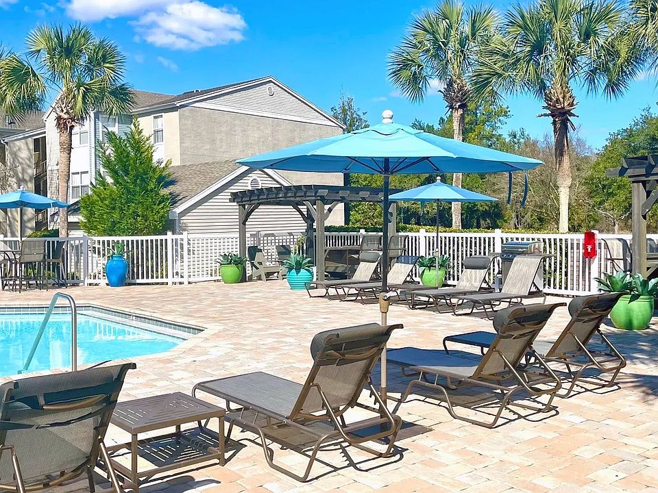 Discover poolside serenity on our spacious sundeck with abundant seating options under the sun.