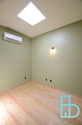 Rented by Miron Realty Group | media 82