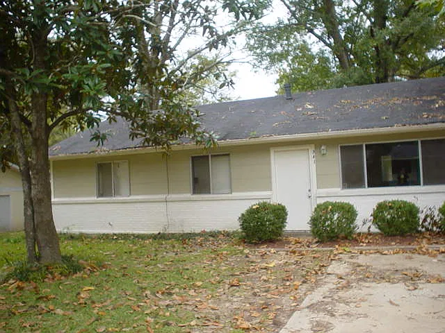 341 Queen Alexandria ln - 1 — Photo 1