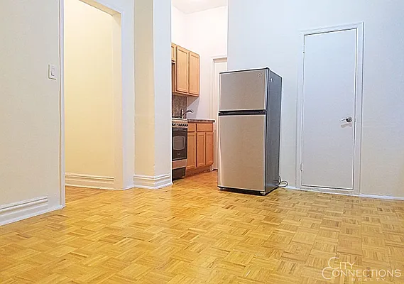 Rented by City Connections Realty | media 26