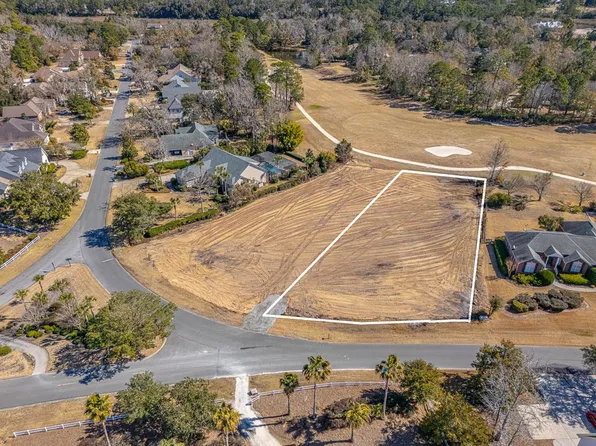 273 Harbor Pointe Dr, Brunswick, GA 31523