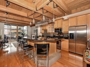 130 S Water St APT 204, Milwaukee, WI 53204