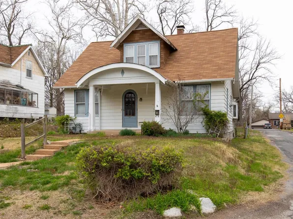 157 N 78th St, Belleville, IL 62223