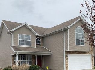 1801 Millbank Rd, Lexington, KY 40511