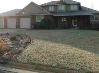 950 S Stagecoach Ct, Wichita, KS 67230
